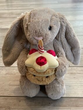 Jellycat | Bashful Beige Bunny 'Birthday'